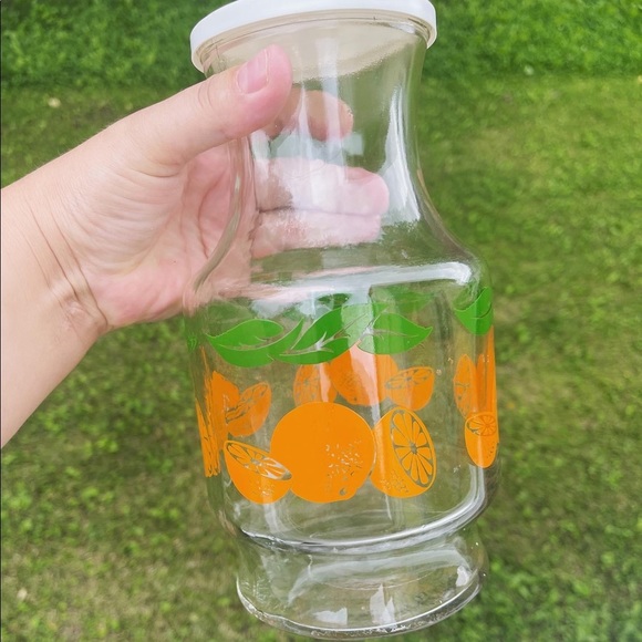VINTAGE Anchor Hocking orange juice carafe WITH LID - Picture 2 of 2